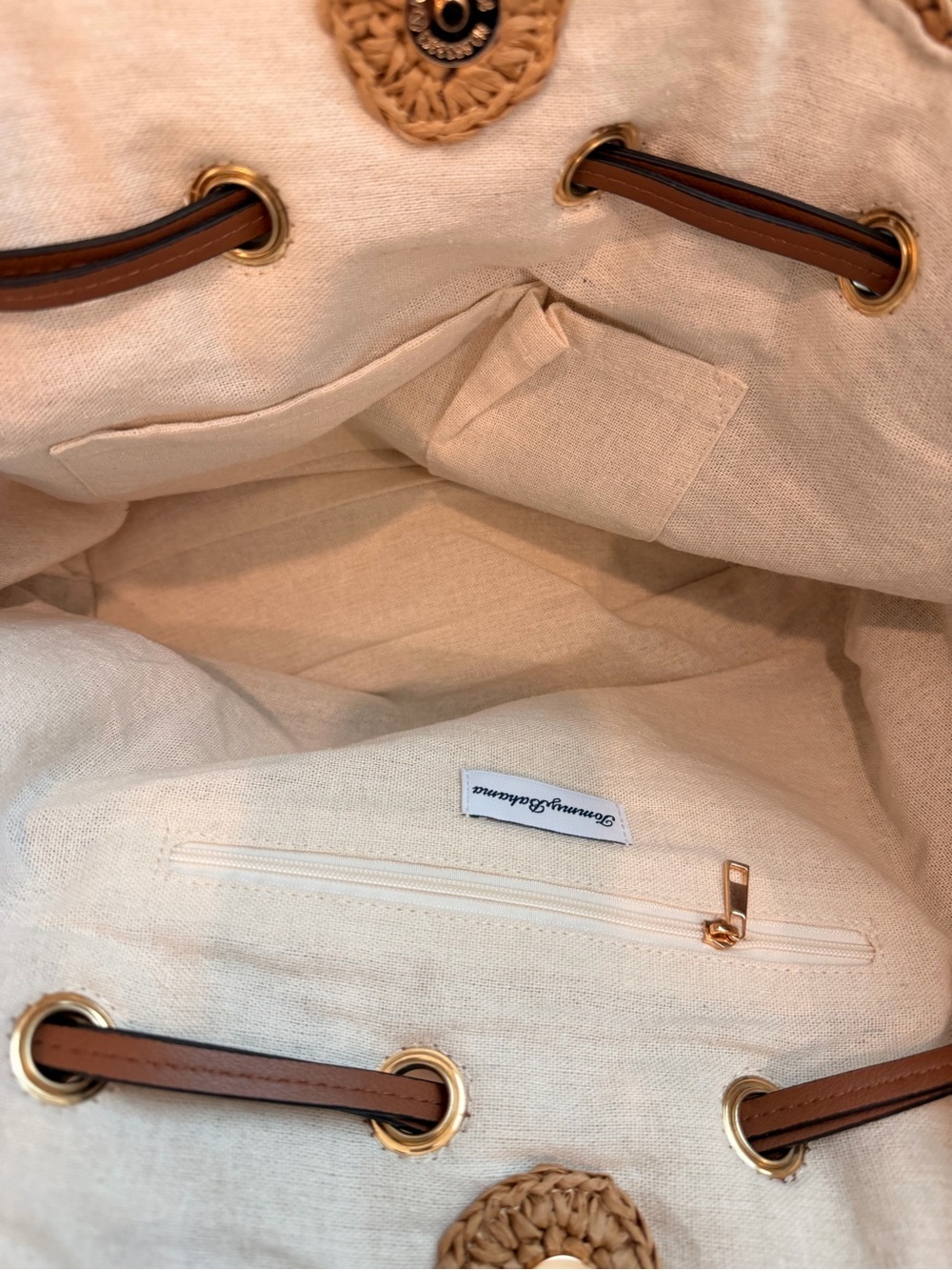 NWT Tommy Bahama Woven Straw Tote in Tan with Brown Leather Handles - Picture 6 of 10